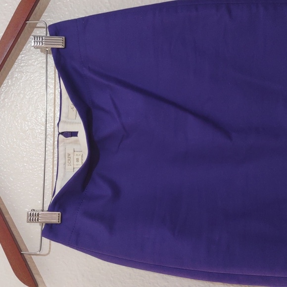 SLIGHTLY USED J. CREW NO. 2 PENCIL SKIRT COLOR PURPLE SIZE 00 95%COTTON 5%SPANDX - Picture 3 of 7